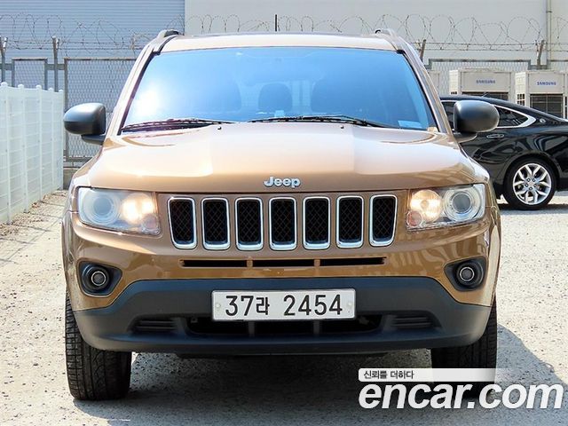 Jeep Compass — exterior