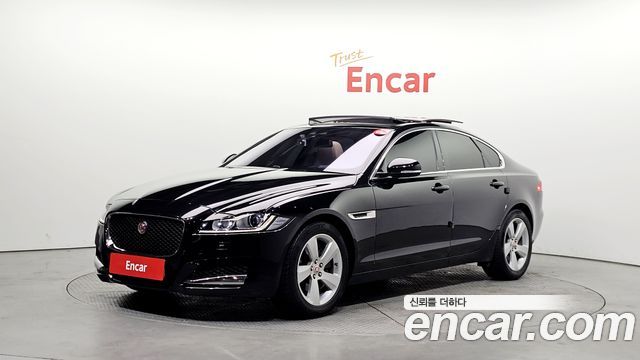 Jaguar XF — exterior