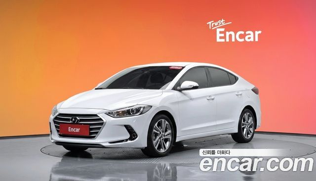 Hyundai Avante — exterior