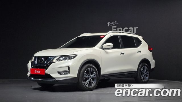 Nissan X-Trail — exterior