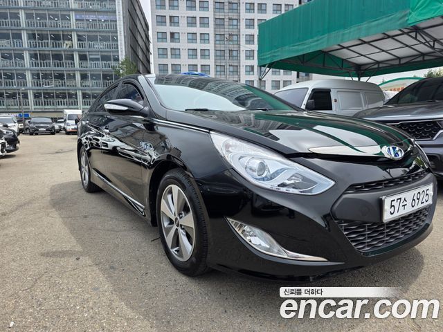 Hyundai Sonata — exterior