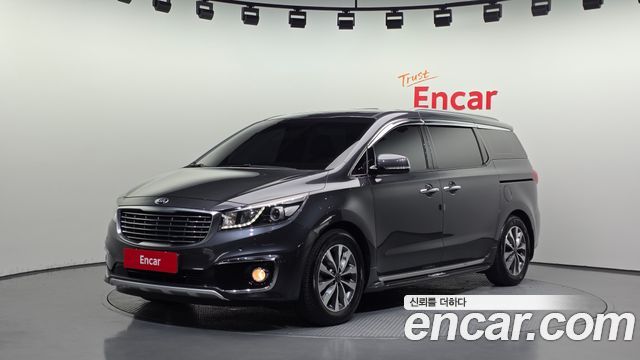 Kia Carnival — exterior