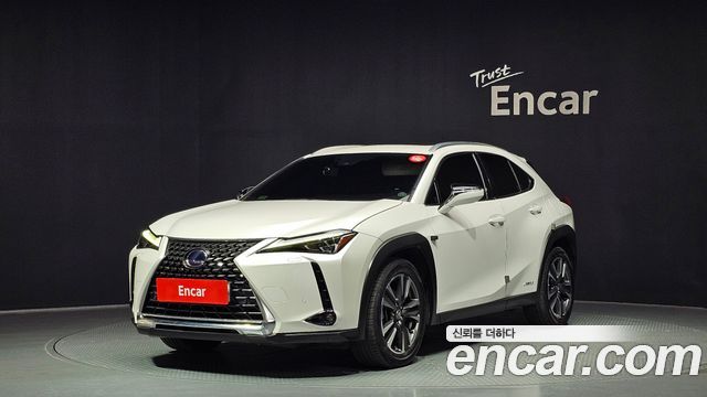 Lexus UX — exterior