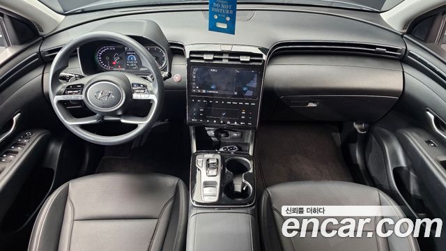 Hyundai Tucson — interior