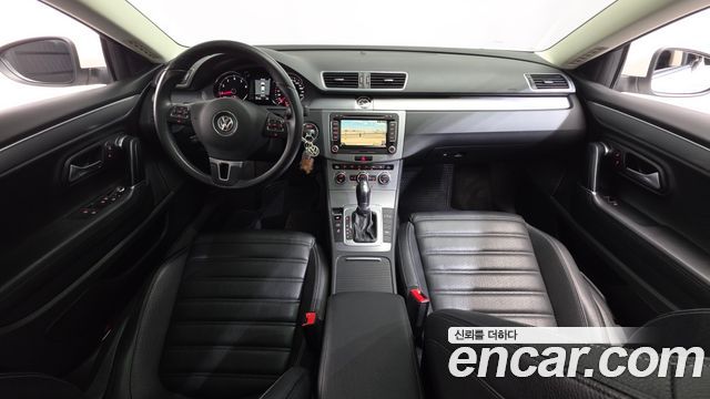 Volkswagen CC — interior