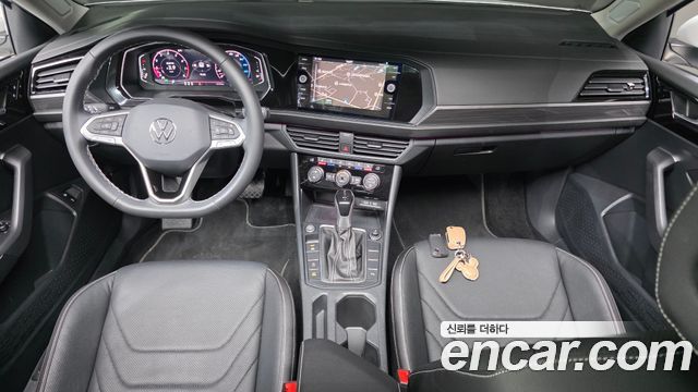 Volkswagen Jetta — interior