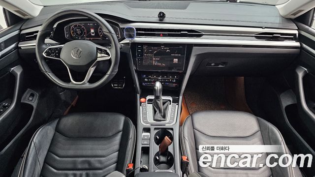 Volkswagen Arteon — interior