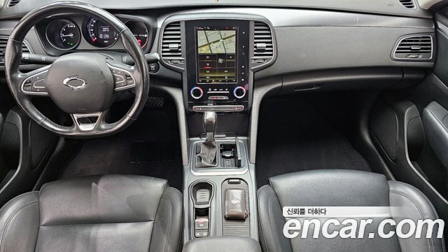 Renault Korea SM6 — interior