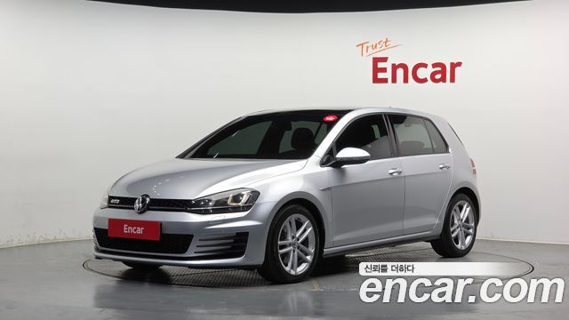 Volkswagen Golf — exterior