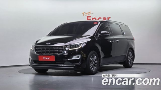 Kia Carnival — exterior