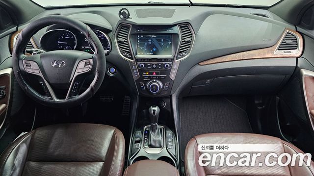 Hyundai Maxcruz — interior