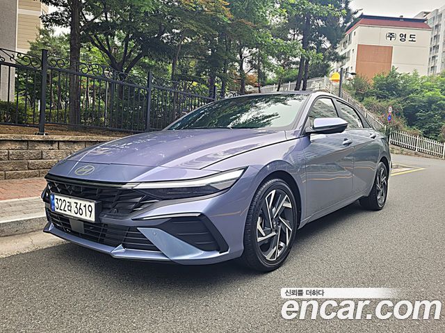 Hyundai Avante — exterior