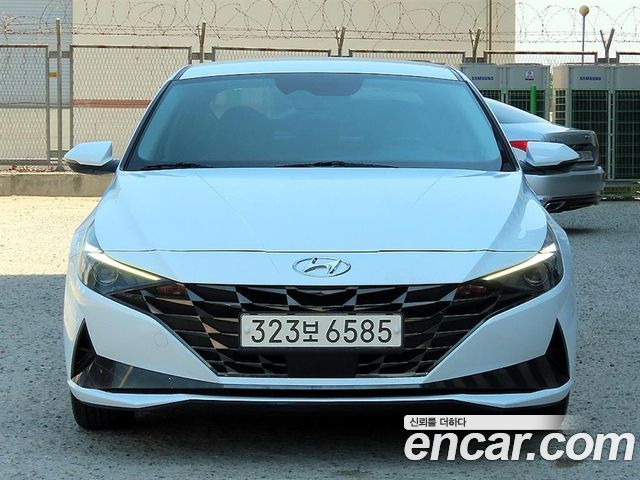 Hyundai Avante — exterior