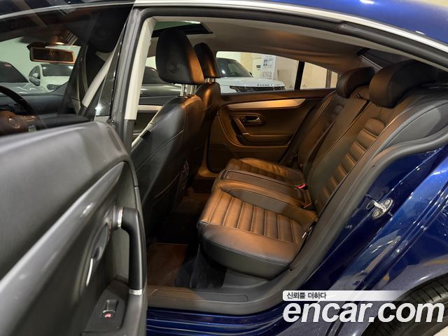 Volkswagen CC — interior
