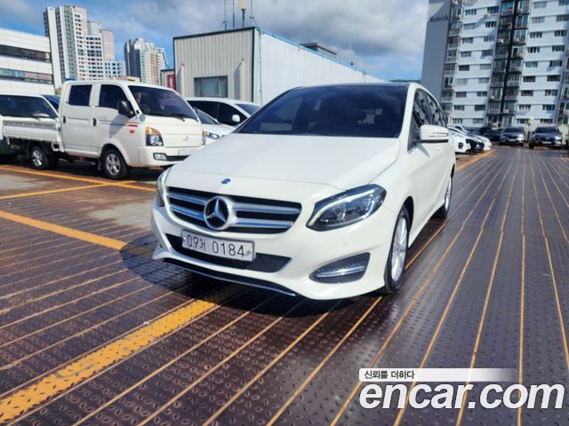 Mercedes-Benz B-Class — exterior