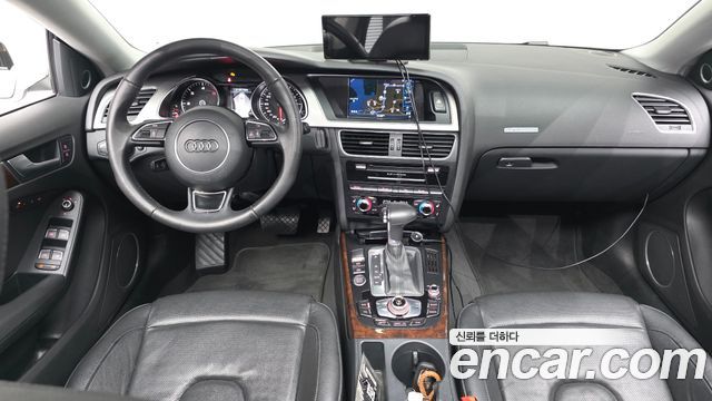 Audi A5 — interior