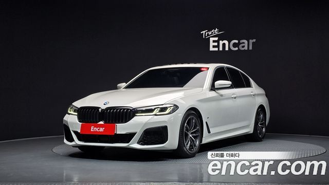BMW 5 Series — exterior
