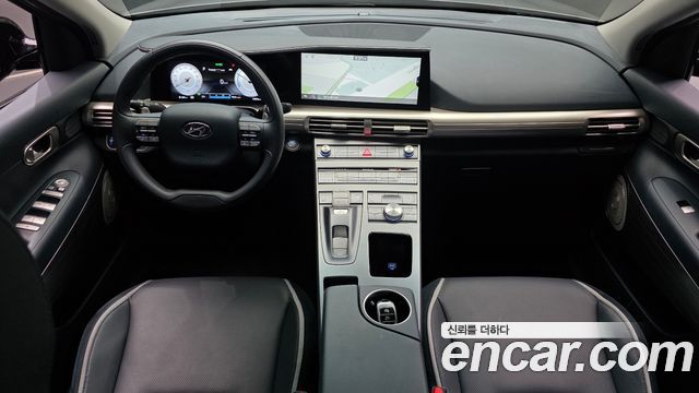 Hyundai Nexo — interior