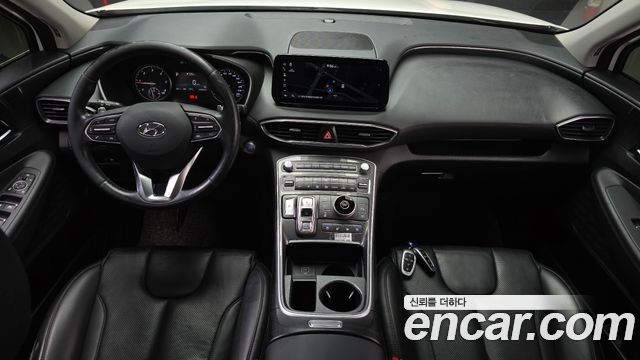 Hyundai Santa Fe — interior
