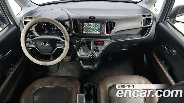Kia Ray — interior