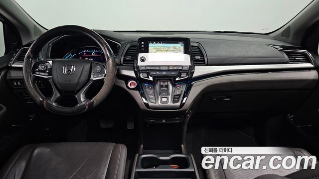Honda Odyssey — interior