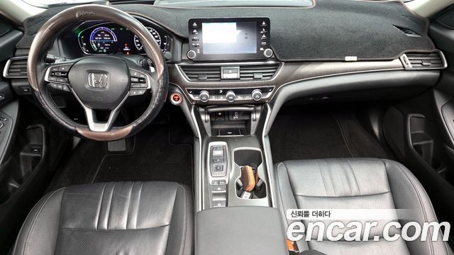 Honda Accord — interior