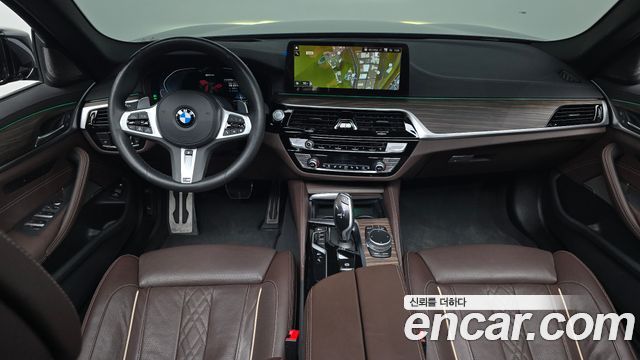 BMW 5 Series — interior