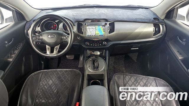 Kia Sportage — interior