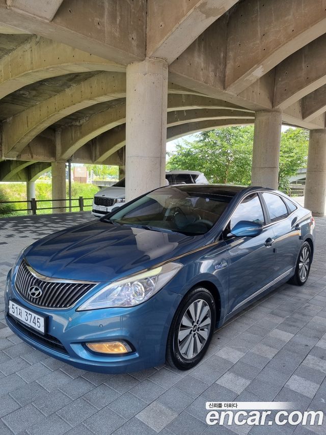 Hyundai Grandeur — exterior