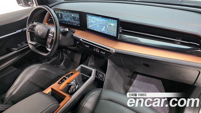 KG Mobility Torres — interior