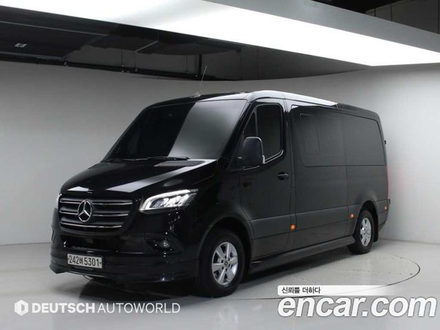 Mercedes-Benz Sprinter — exterior