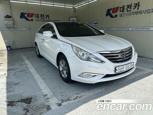 Hyundai Sonata — exterior