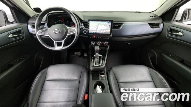 Renault Korea XM3 — interior