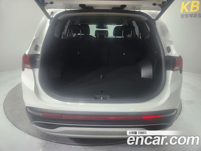 Hyundai Santa Fe — interior