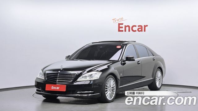 Mercedes-Benz S-Class — exterior