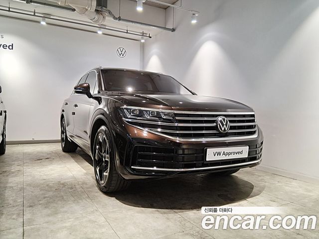 Volkswagen Touareg — exterior
