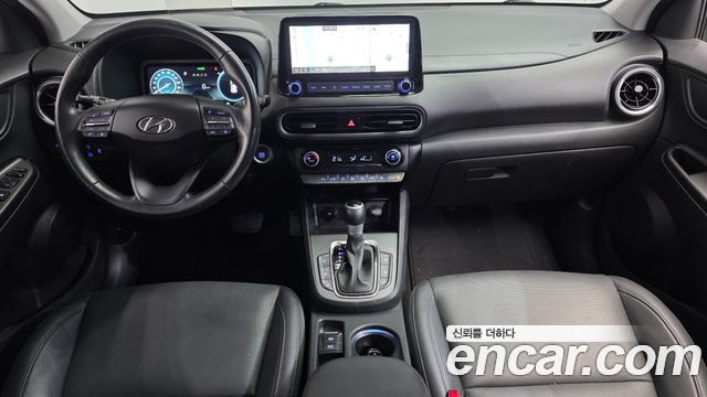 Hyundai Kona — interior