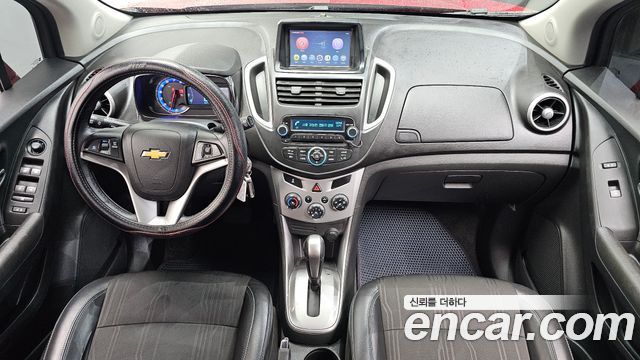 Chevrolet Korea Trax — interior
