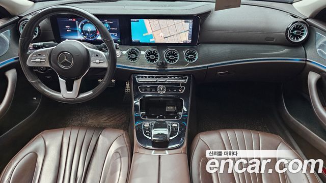 Mercedes-Benz CLS-Class — interior