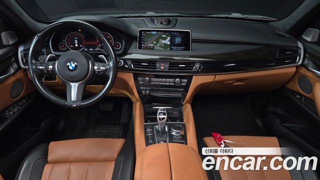 BMW X6 — interior