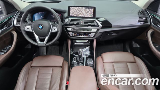 BMW X4 — interior