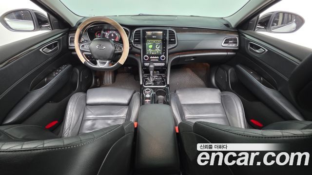 Renault Korea SM6 — interior