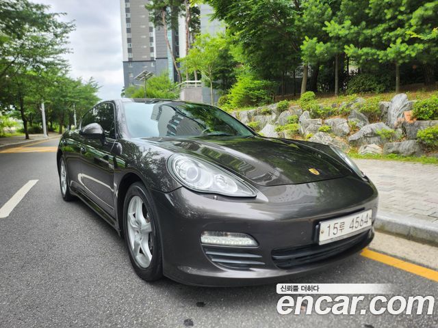 Porsche Panamera — exterior
