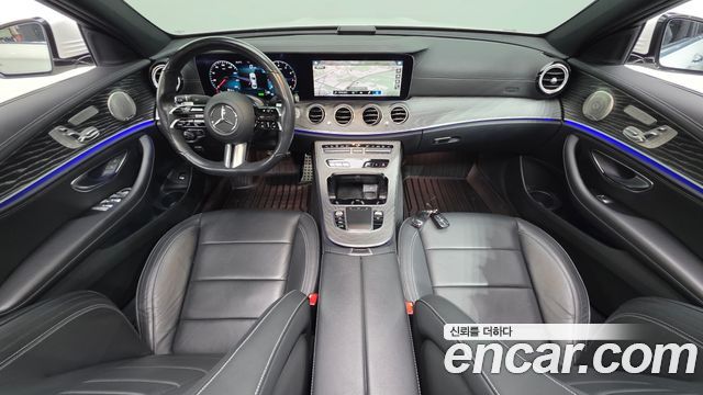 Mercedes-Benz E-Class — interior