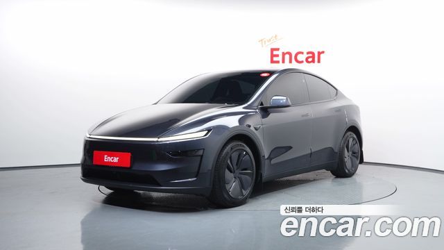 Tesla Model Y — exterior