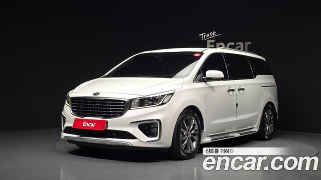 Kia Carnival — exterior