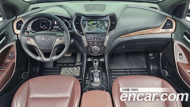 Hyundai Maxcruz — interior