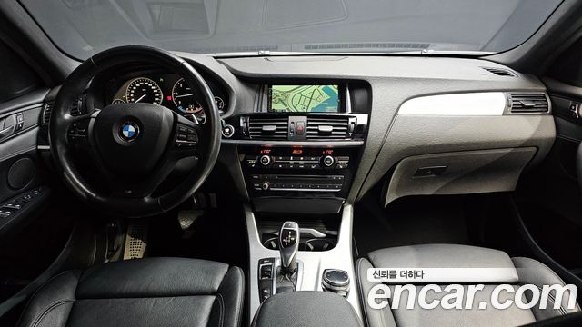 BMW X4 — interior