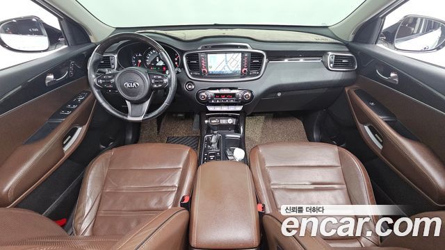 Kia Sorento — interior