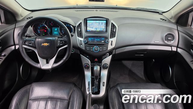 Chevrolet Korea Cruze — interior